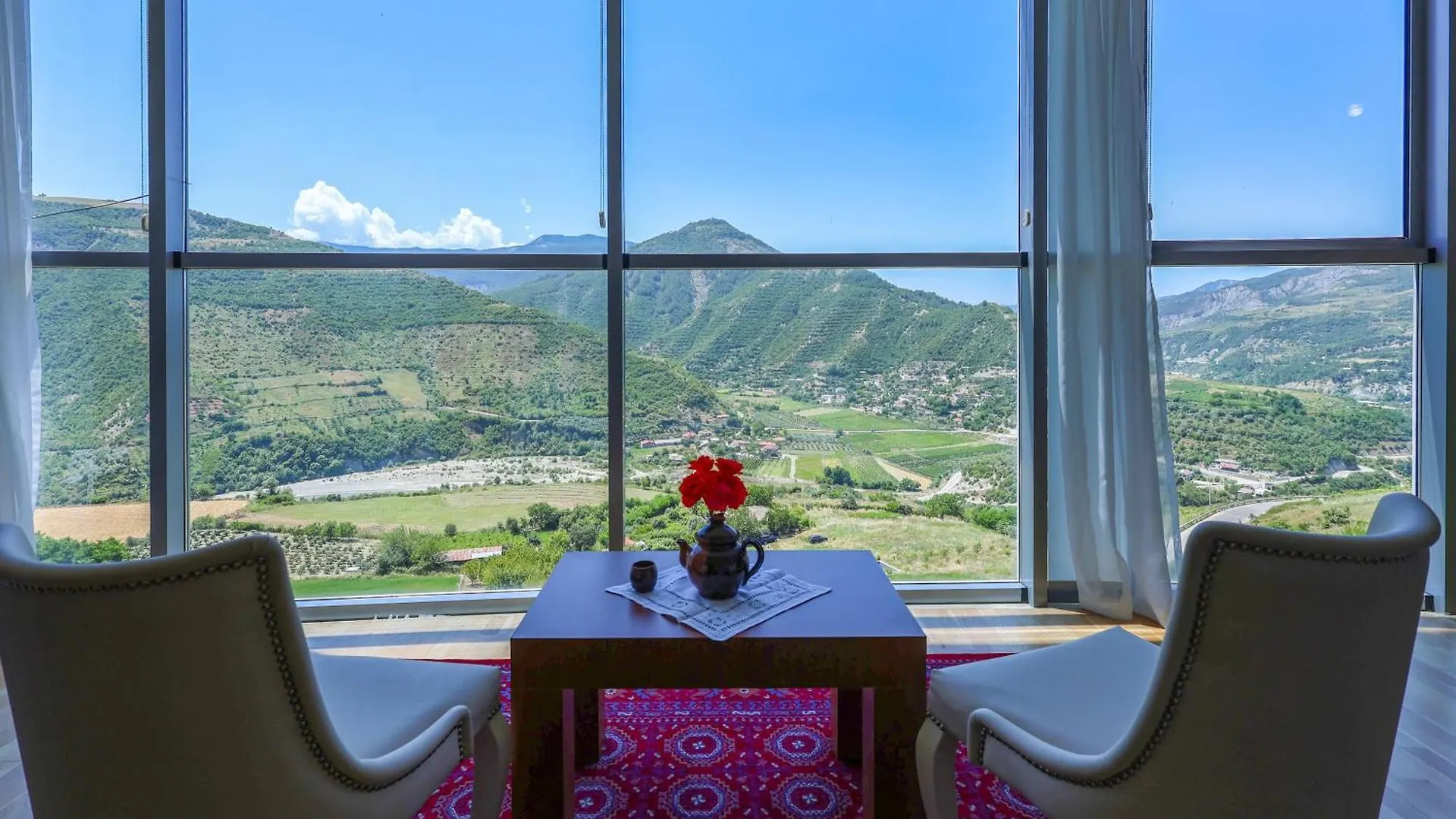 Hotel Kanione Cerenisht