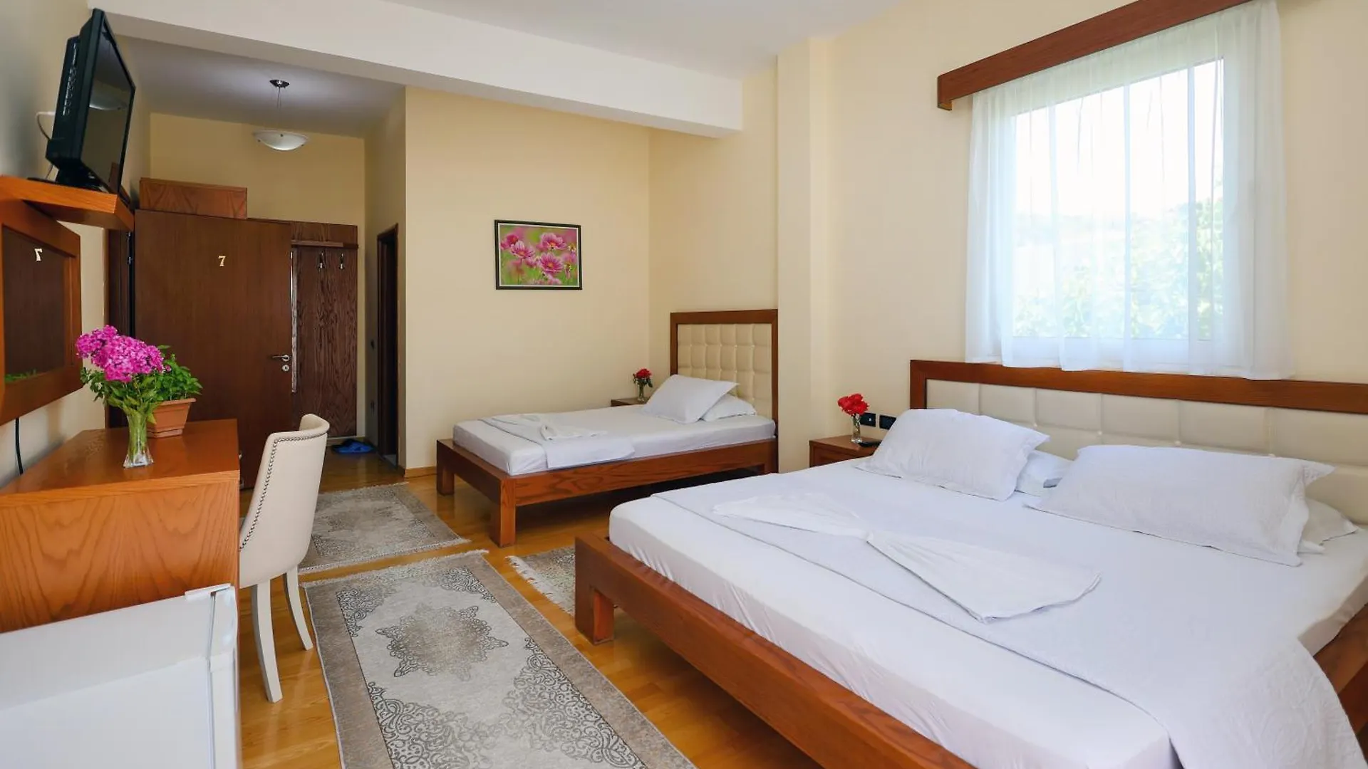 Hotel Kanione Cerenisht