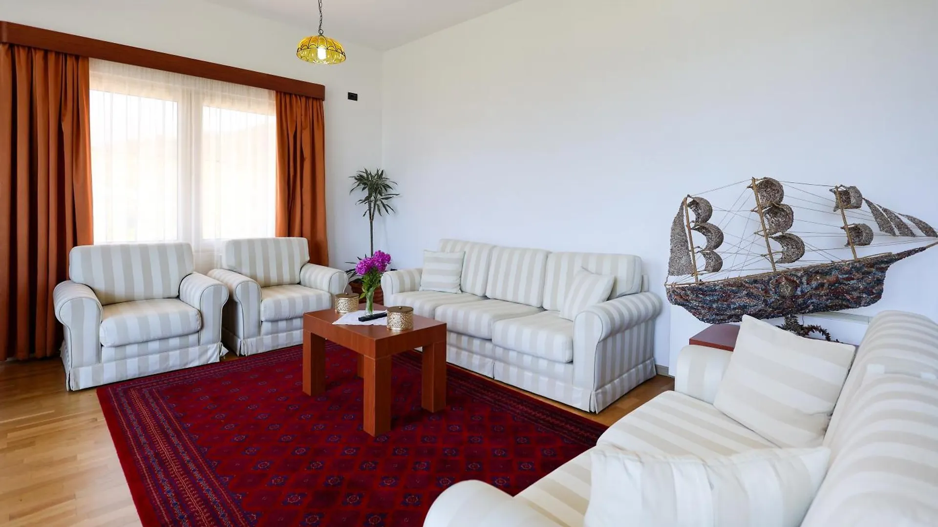 Hotel Kanione Cerenisht