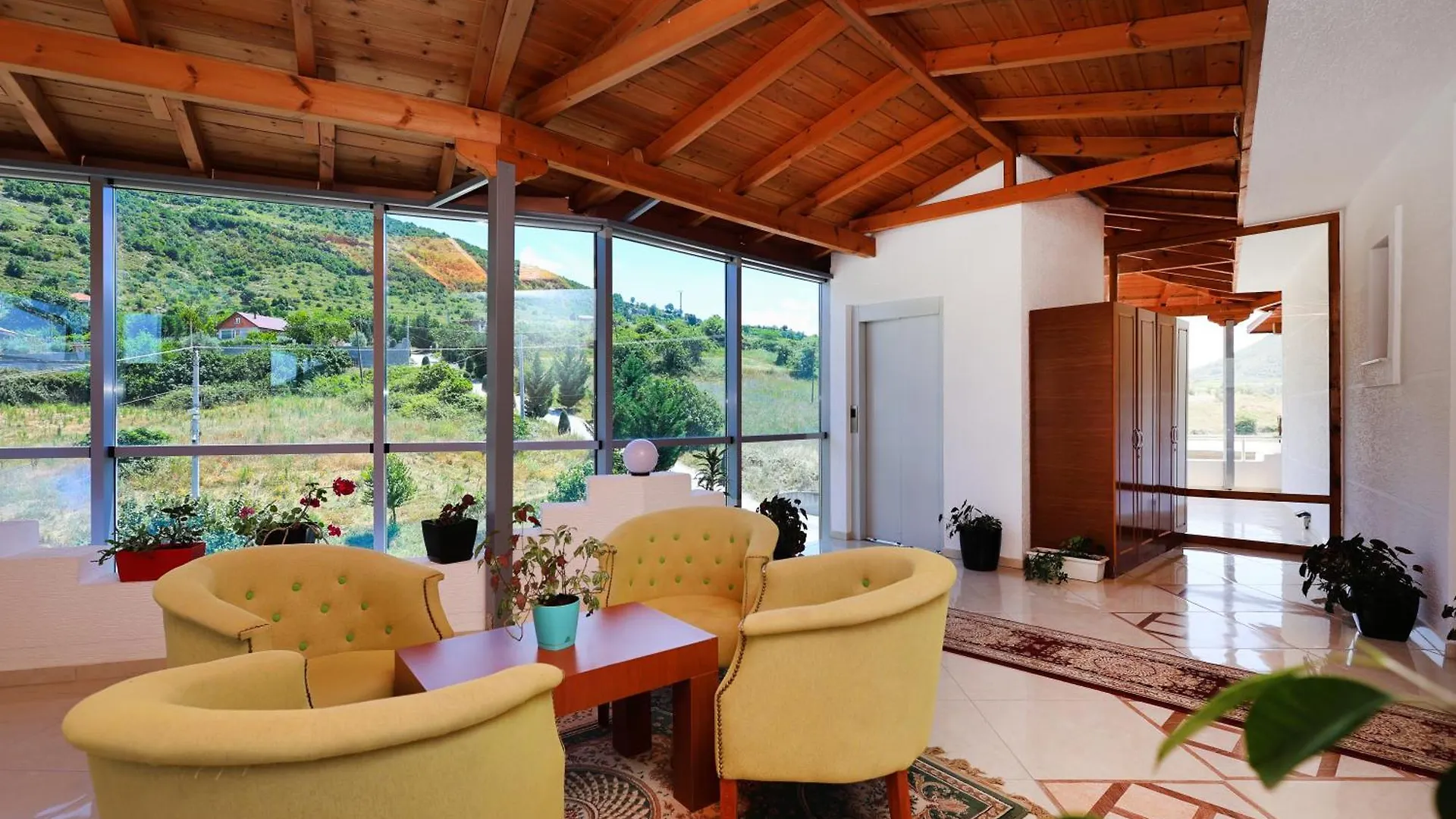 ****  Hotel Kanione Cerenisht Albanien