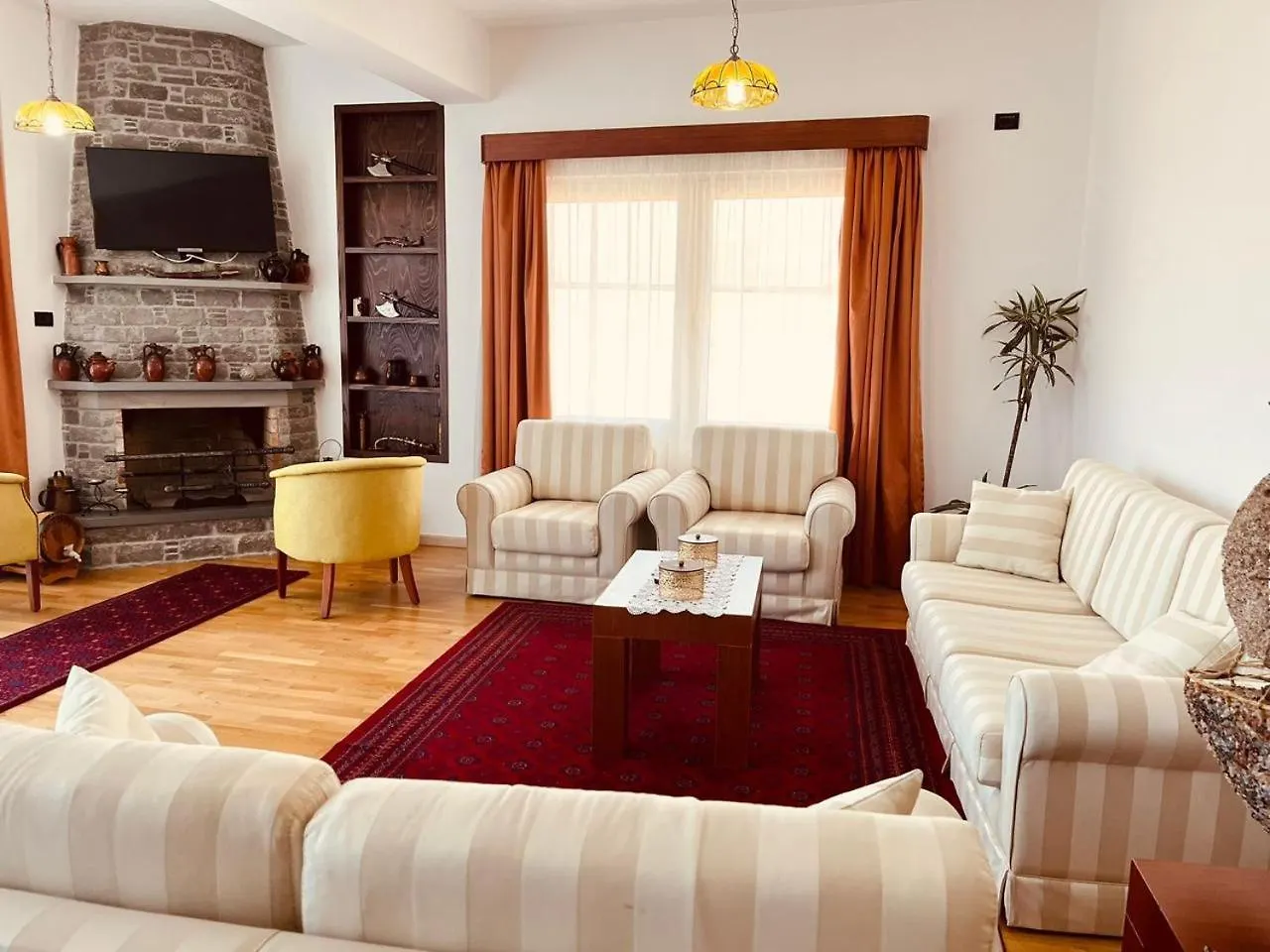 ****  Hotel Kanione Cerenisht Albanien